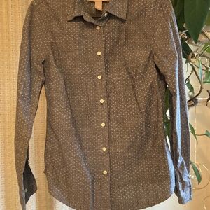 Banana Republic Blue Chambray Button up dress shirt